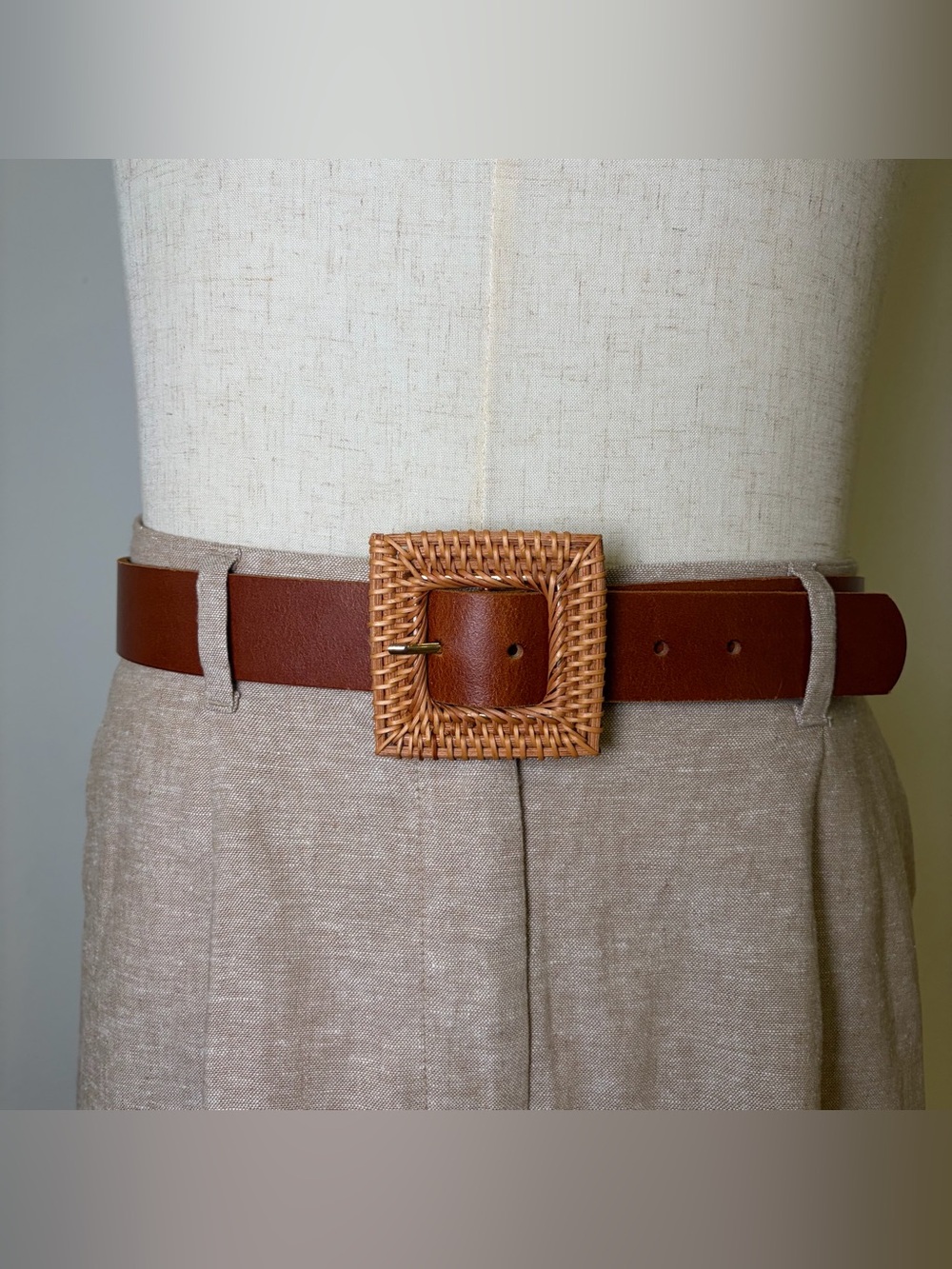 NWT Genuine Leather Belt Rattan Woven Buckle Brown M - Picture 3 of 7